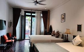 Centraltique Downtown - Bespoke Colonial House Near Hoan Kiem Lake
